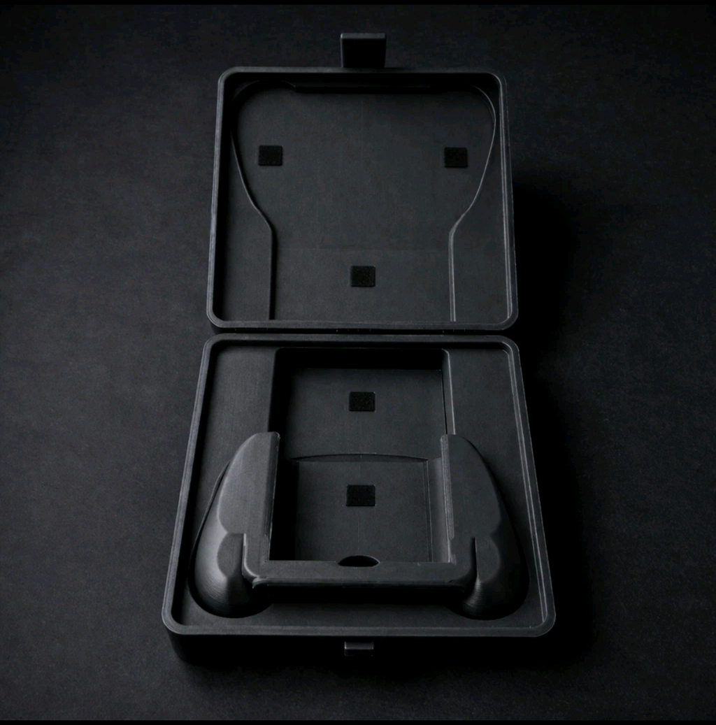 Game Boy DMG Grip with Optional Box